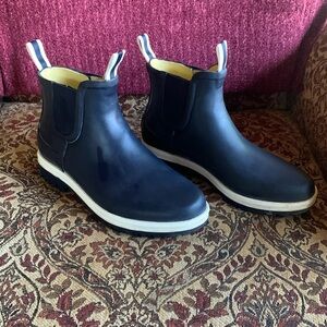 L.L. Bean Navy Blue Winter & Rain Boots